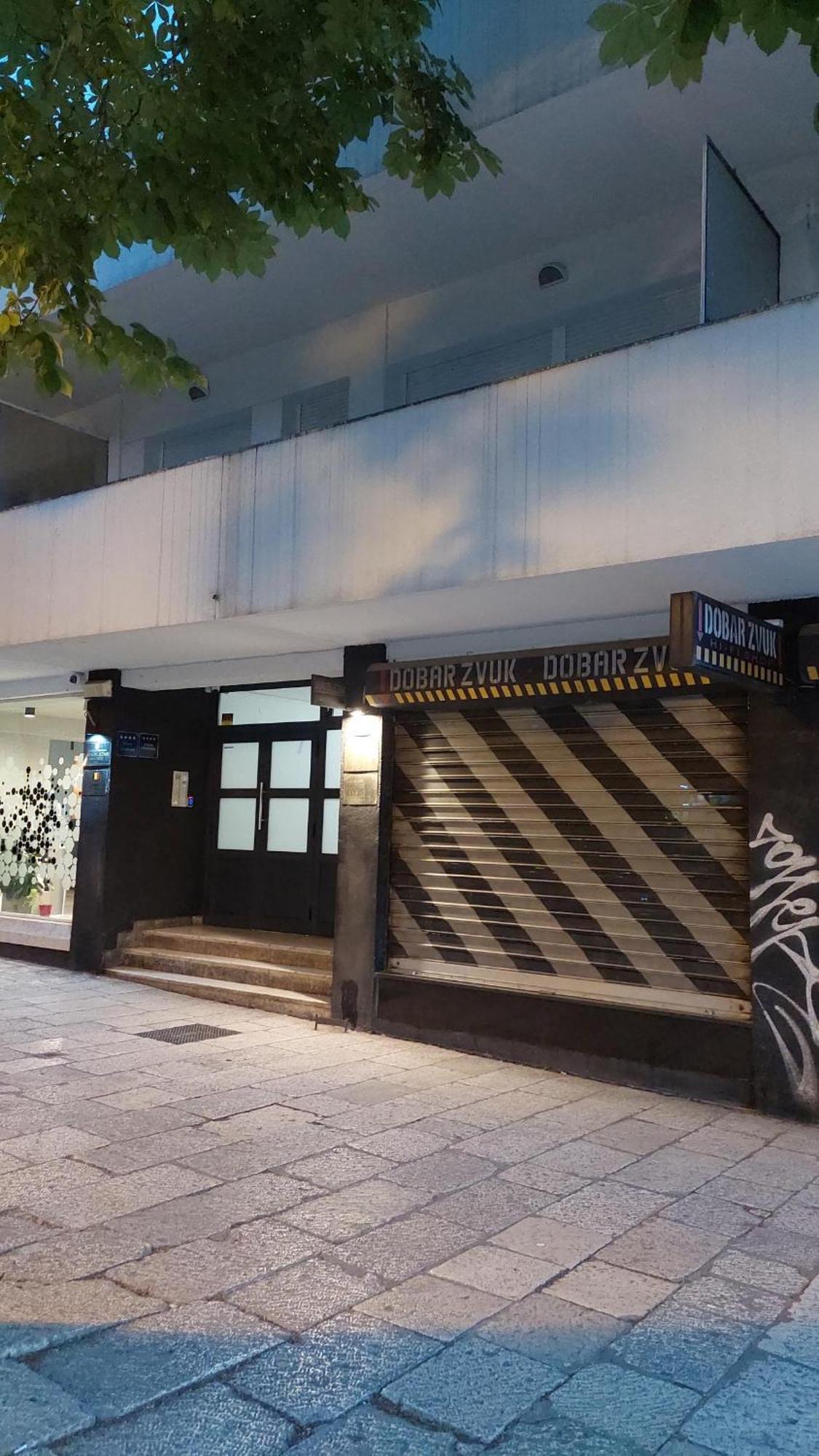 Room With Private Toilet And Balcony In City Center In Shared Apartment Σπλιτ Εξωτερικό φωτογραφία